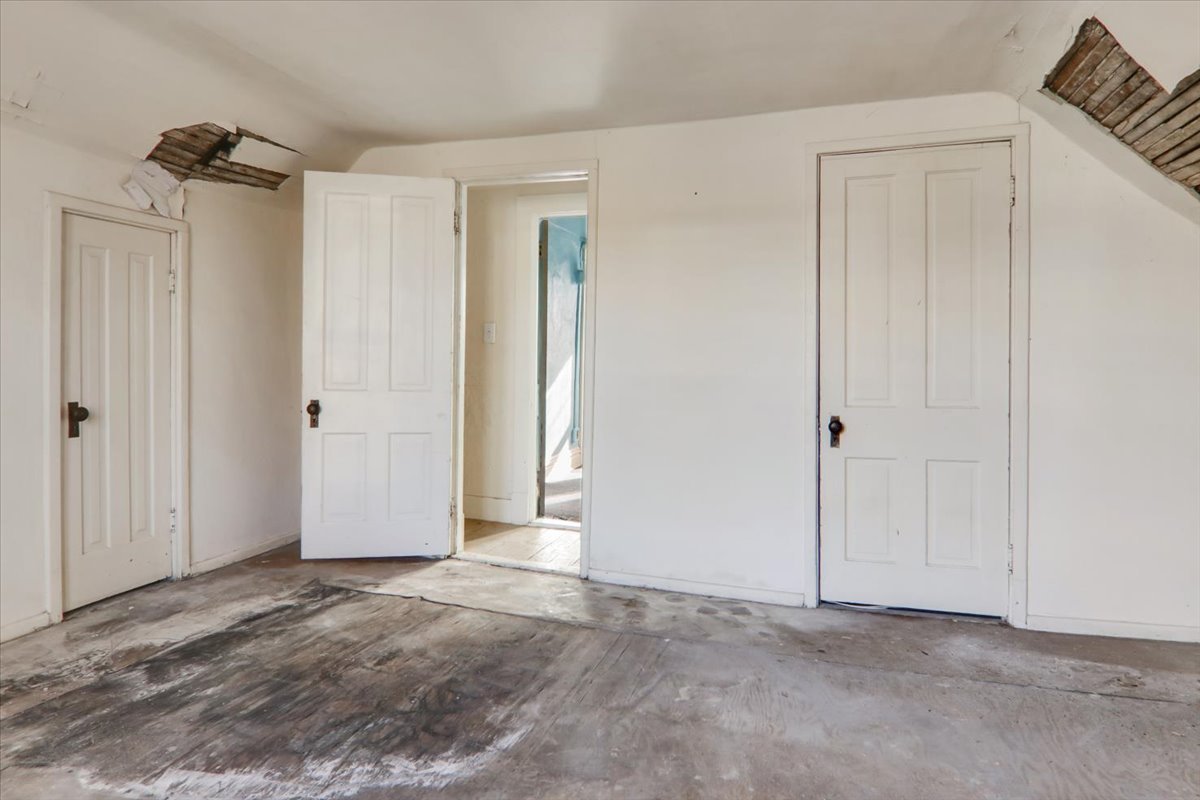 109 W Mulberry Street, Bloomington, IL 61701