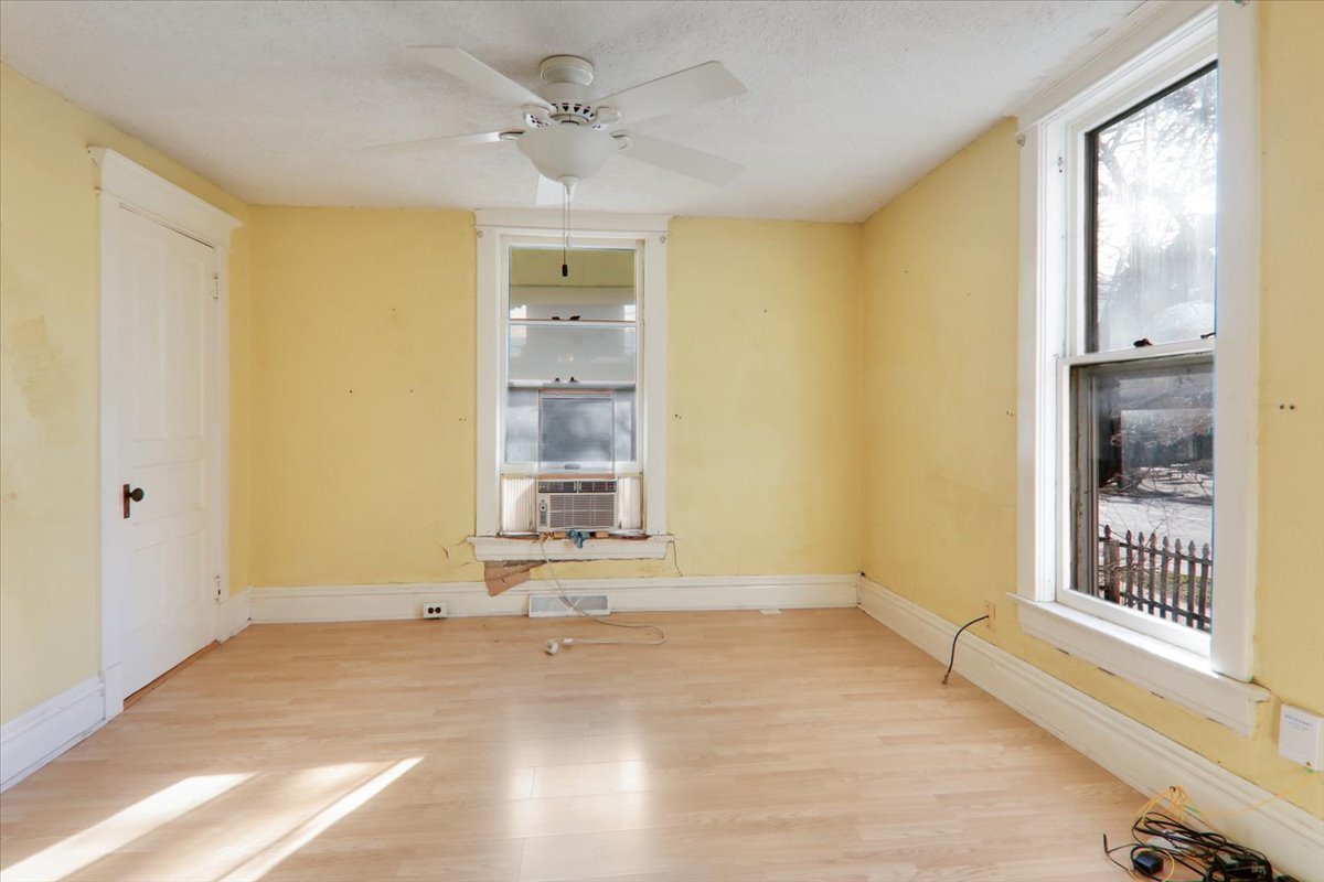 109 W Mulberry Street, Bloomington, IL 61701