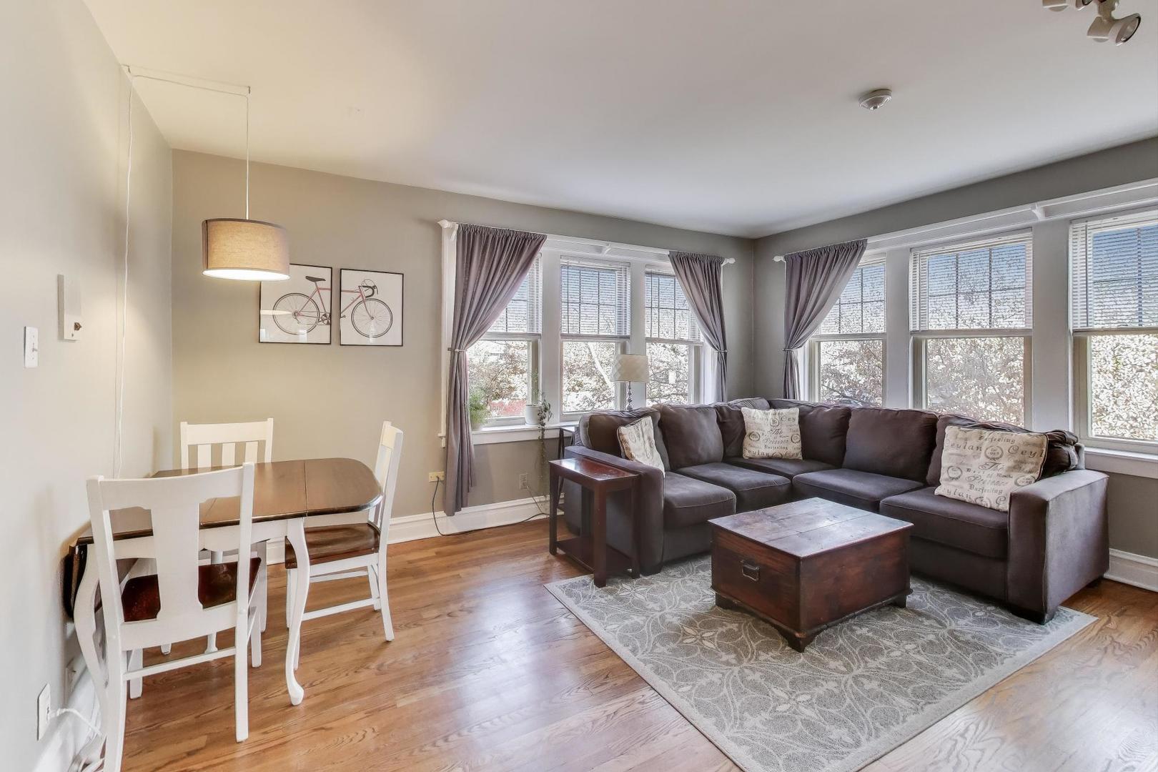 108 Lincoln Avenue #2B, Riverside, IL 60546