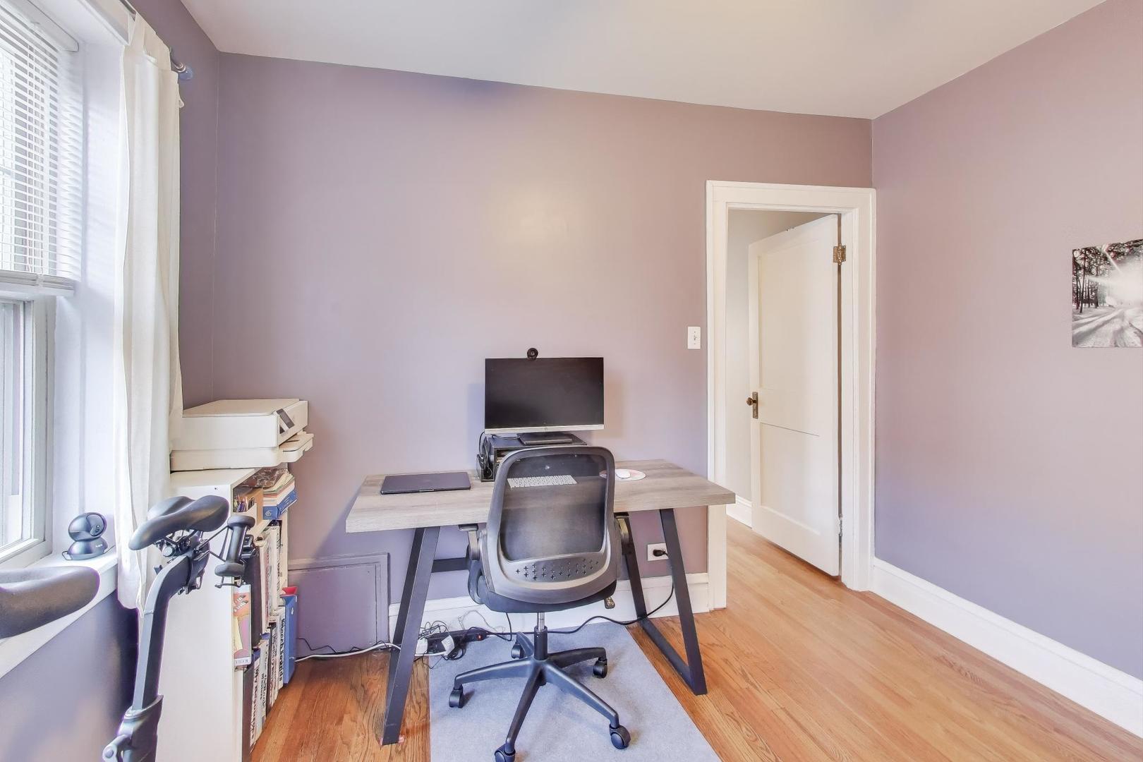 108 Lincoln Avenue #2B, Riverside, IL 60546