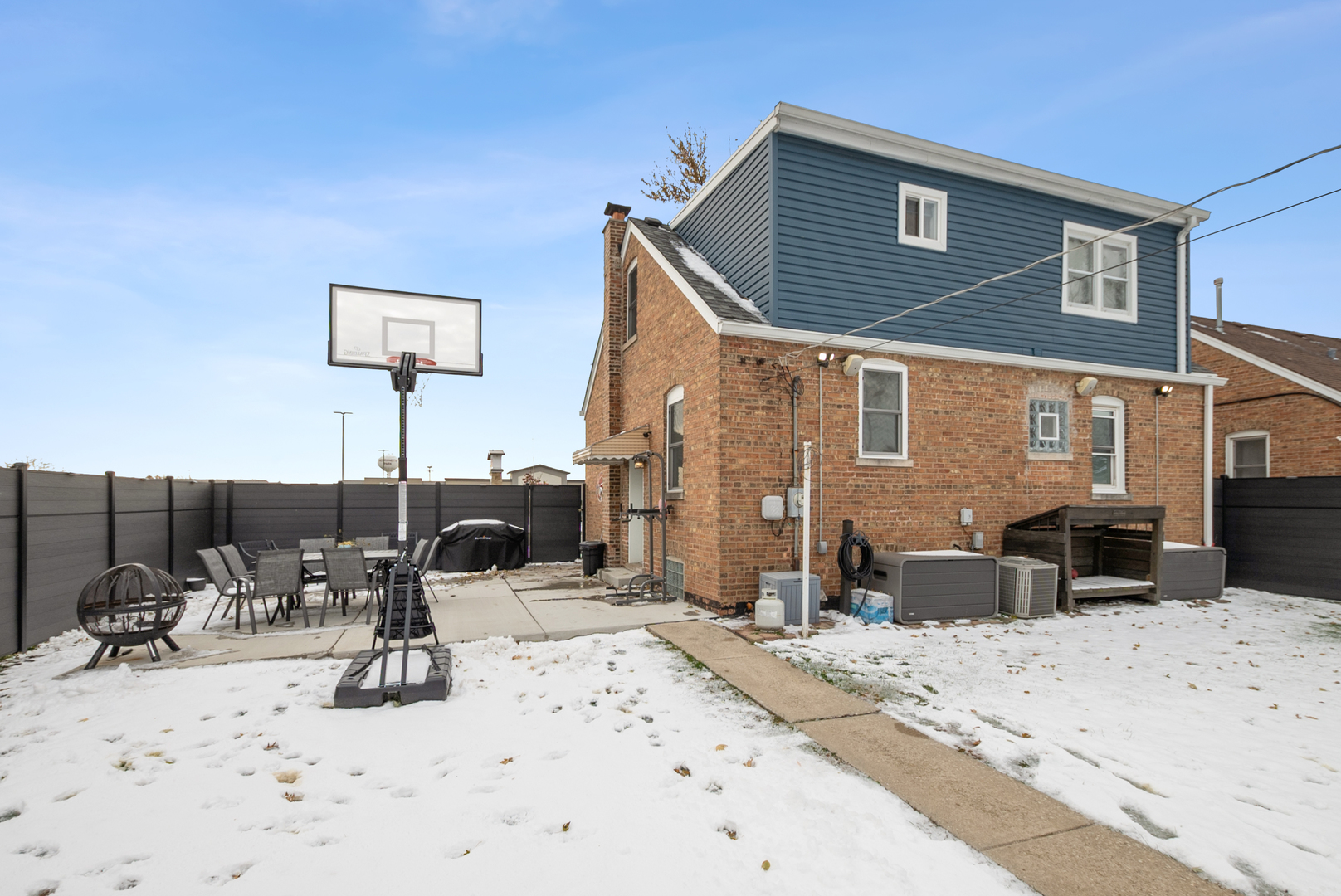 3232 W 115th Street, Chicago, IL 60655