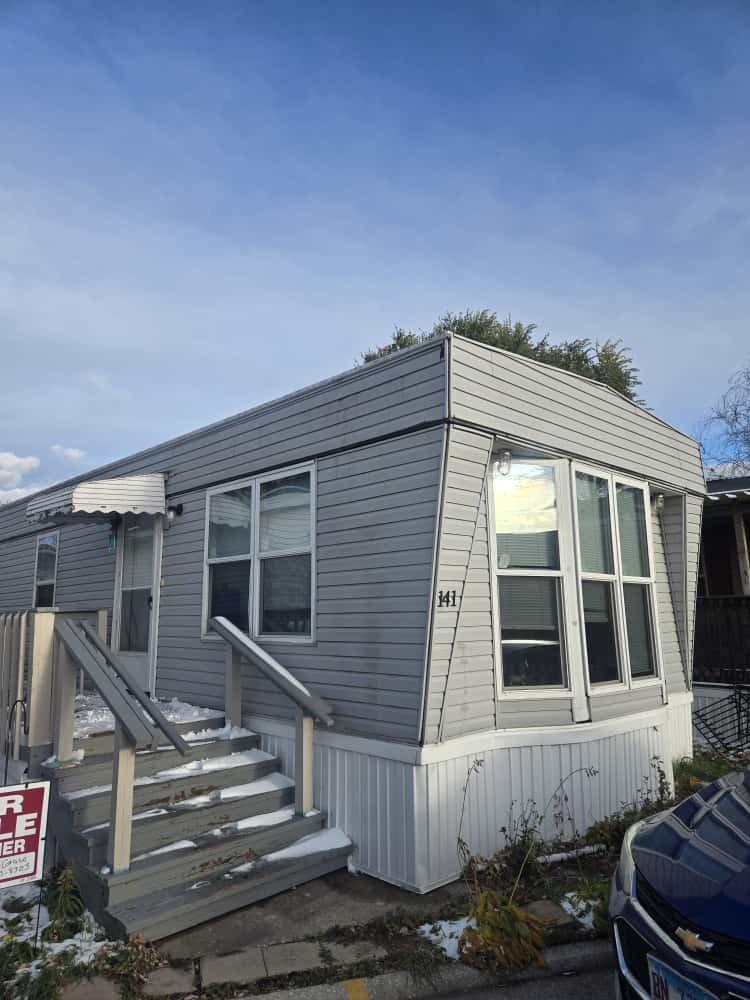 141 Meadow Dr, Drive, La Grange, IL 60625