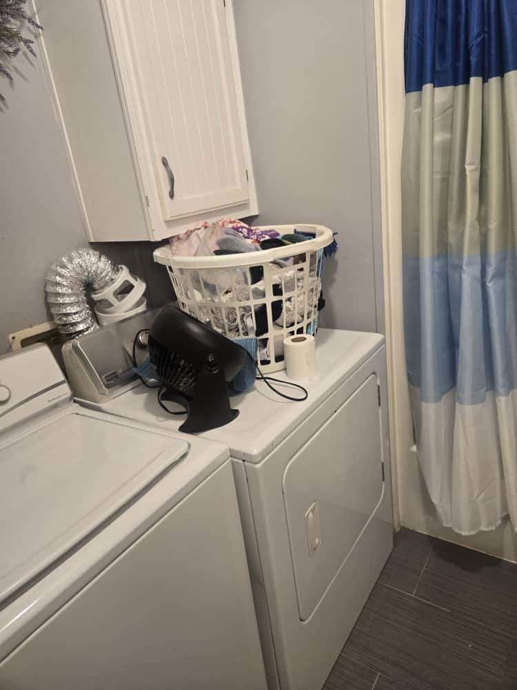 141 Meadow Dr, Drive, La Grange, IL 60625