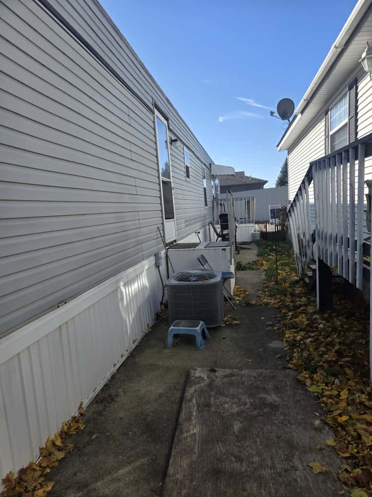 141 Meadow Dr, Drive, La Grange, IL 60625