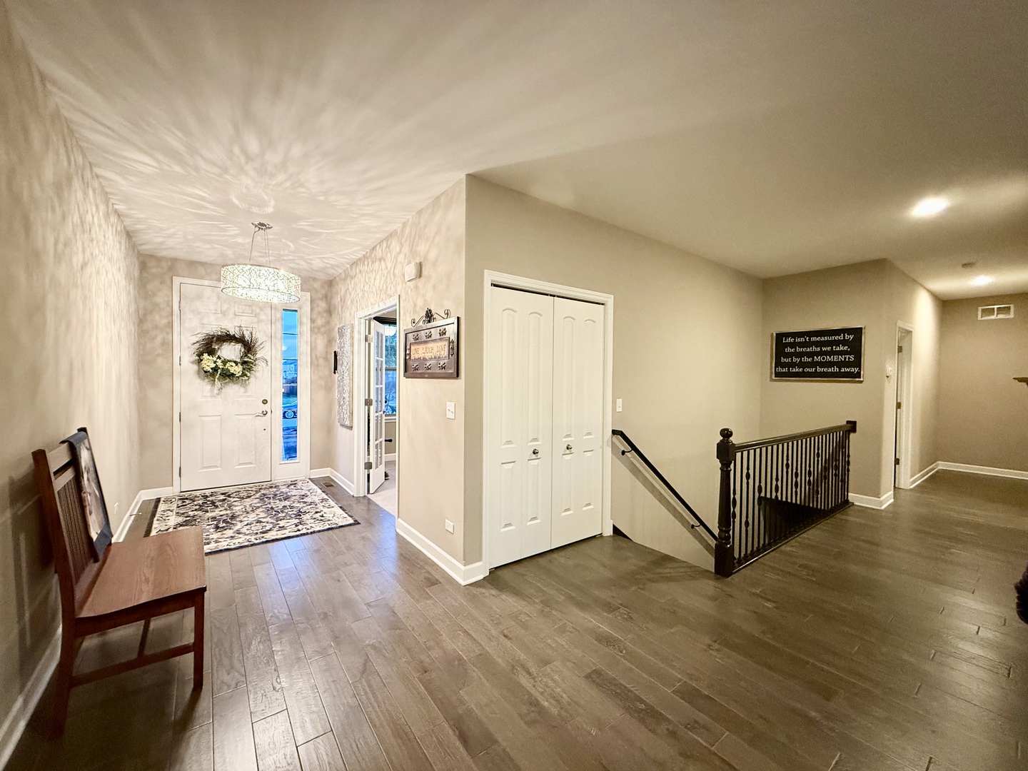 21053 Benjamin Drive, Shorewood, IL 60404