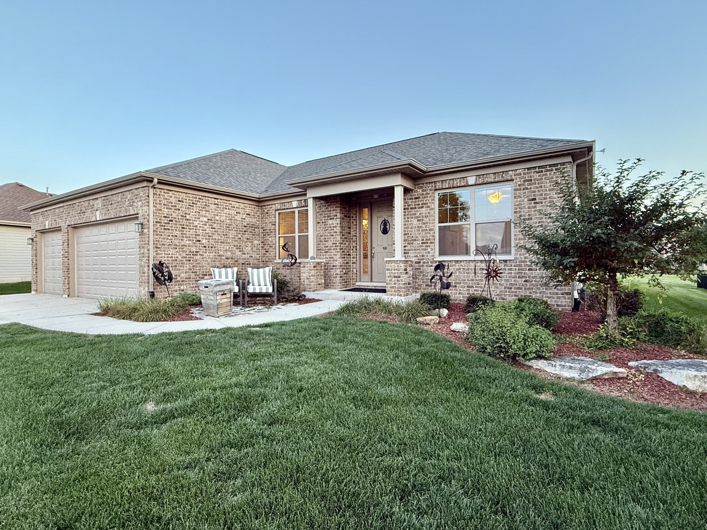 21053 Benjamin Drive, Shorewood, IL 60404