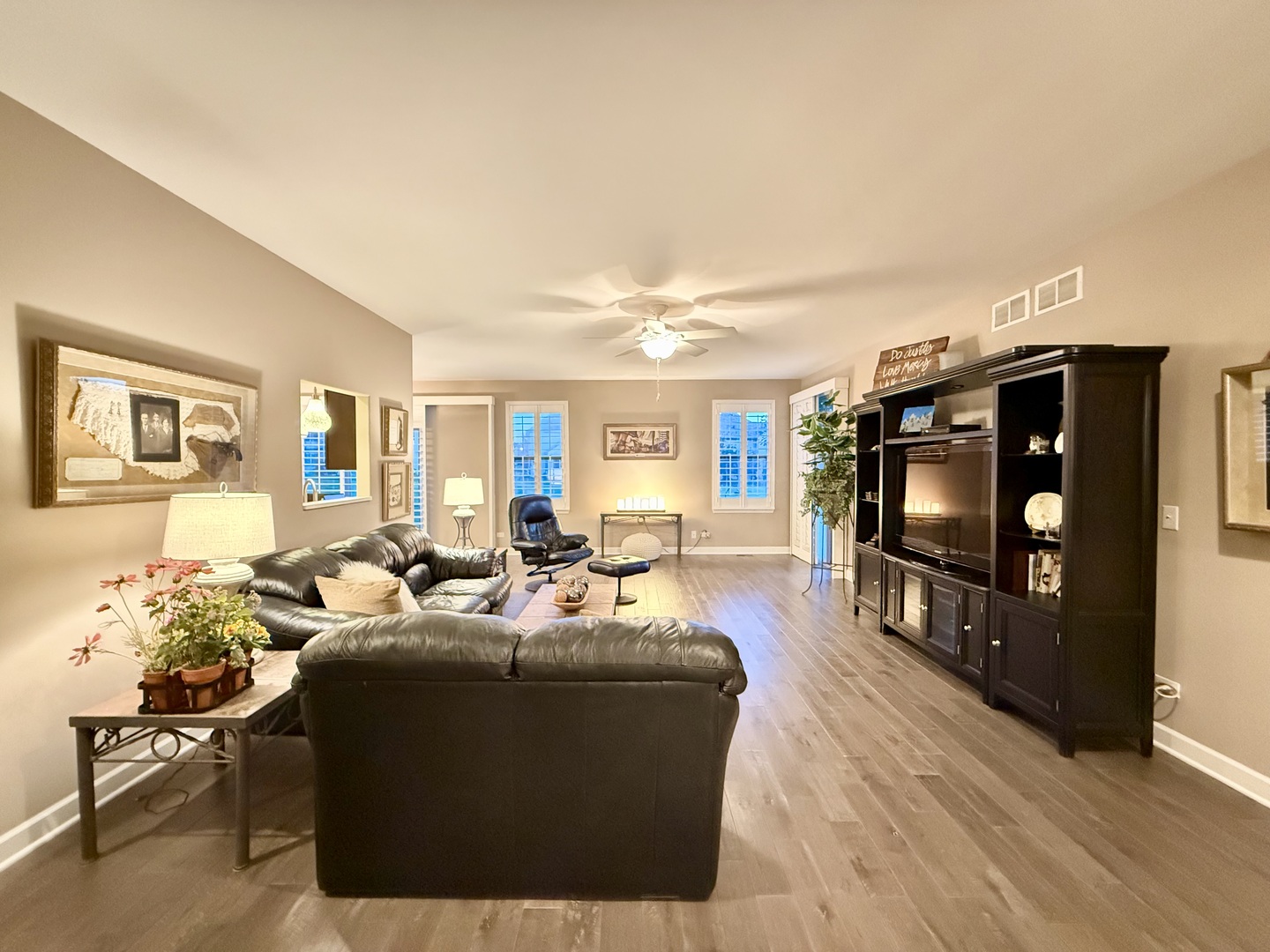 21053 Benjamin Drive, Shorewood, IL 60404