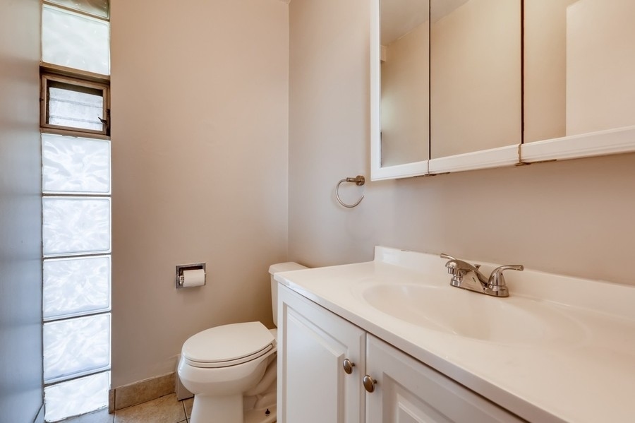 2206 S Goebbert Road #409, Arlington Heights, IL 60005