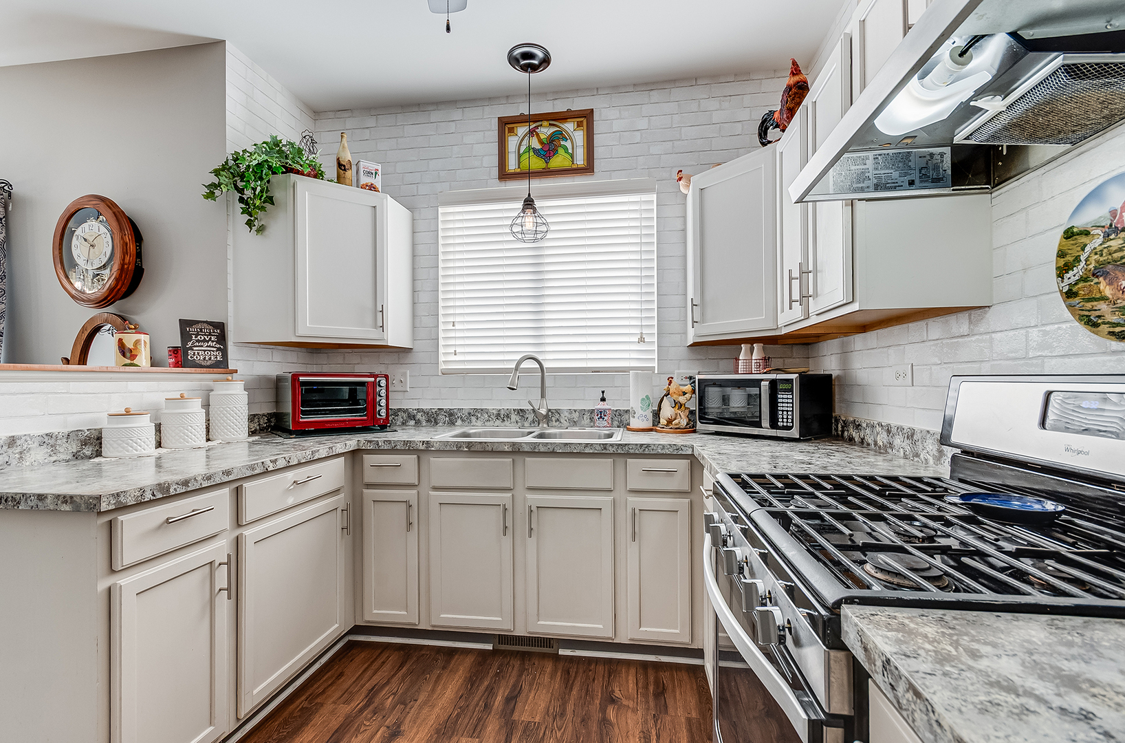 2525 Park Ridge Court #2525, Crest Hill, IL 60403