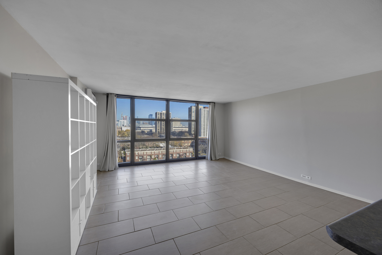 2901 S Michigan Avenue #908, Chicago, IL 60616