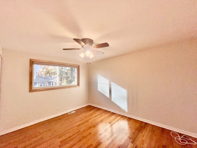 2112 N Kennicott Drive, Arlington Heights, IL 60004