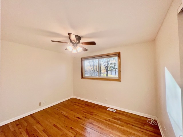 2112 N Kennicott Drive, Arlington Heights, IL 60004