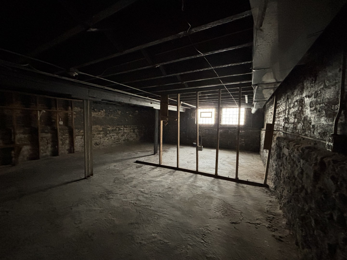 3553 W Cermak Road, Chicago, IL 60623