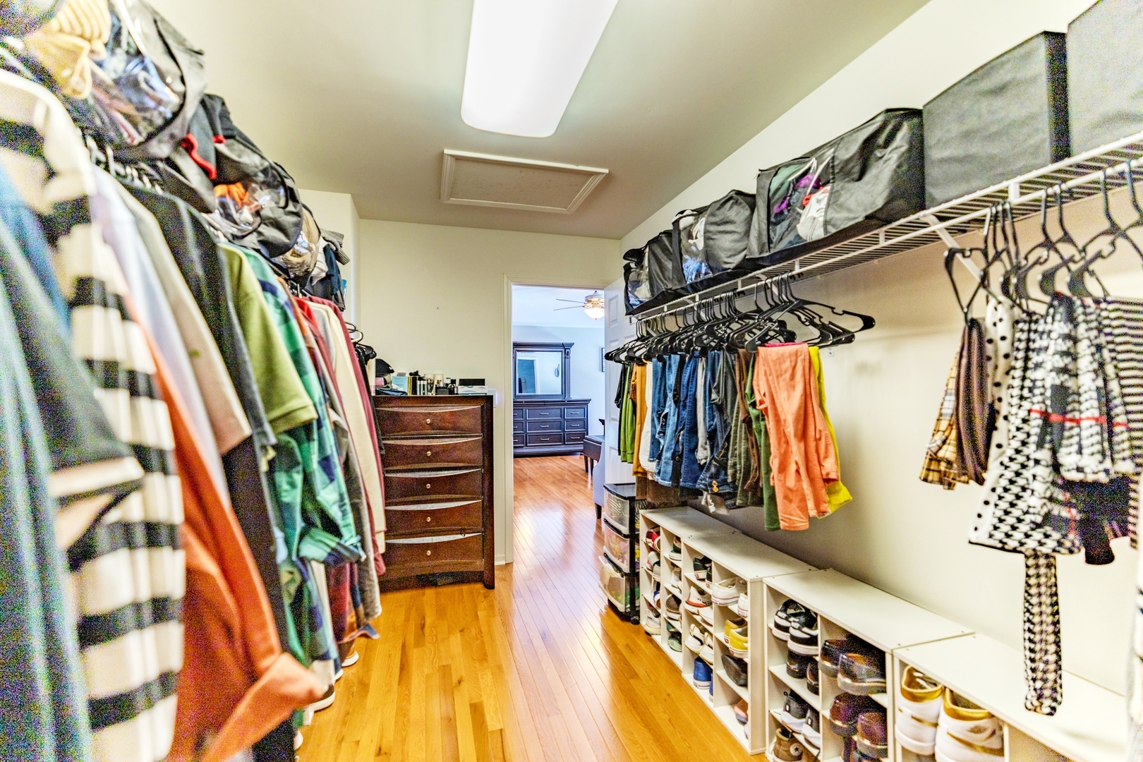 125 N Spruce Avenue, Wood Dale, IL 60191