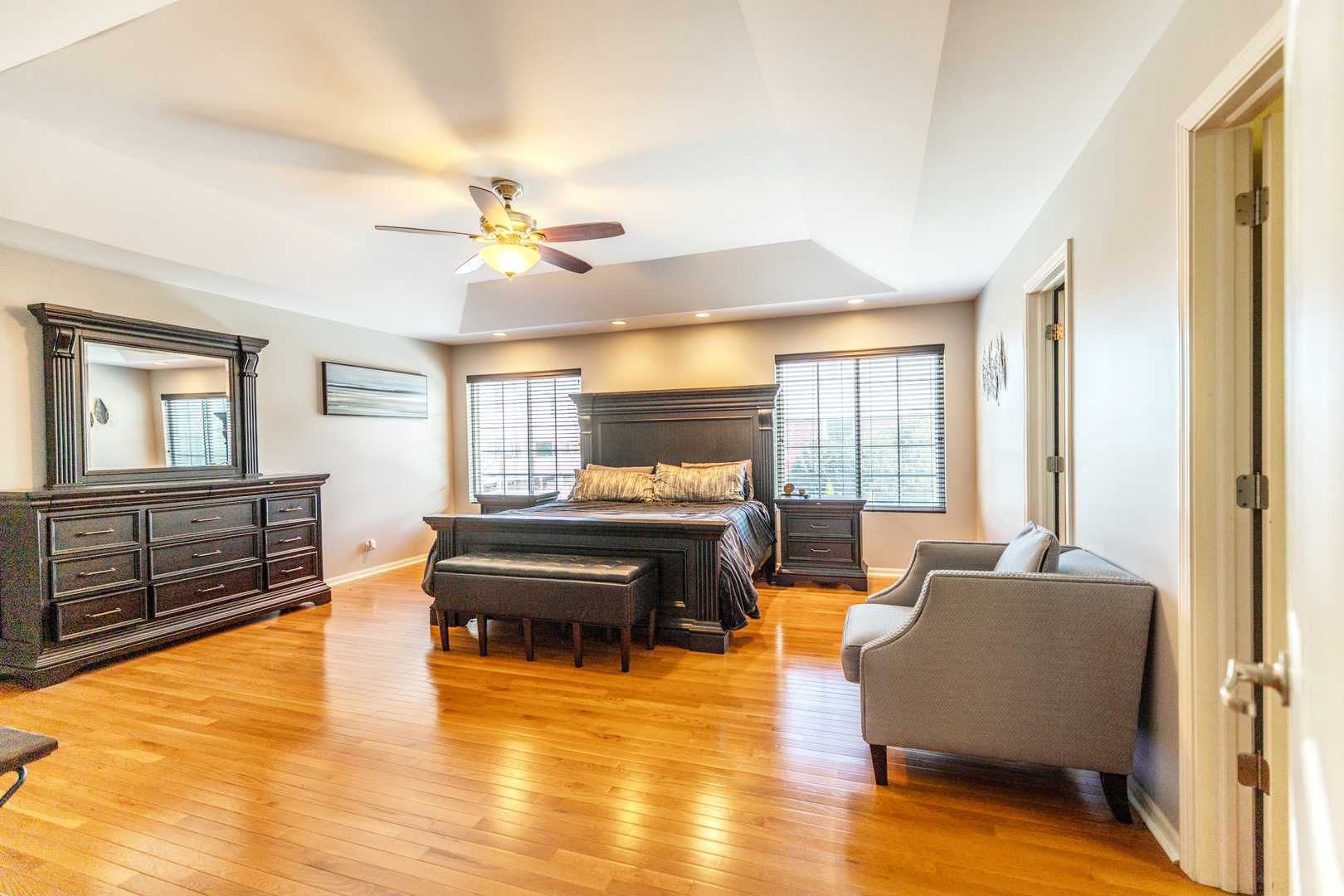 125 N Spruce Avenue, Wood Dale, IL 60191