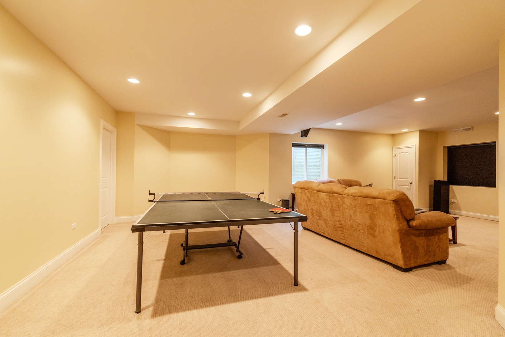 125 N Spruce Avenue, Wood Dale, IL 60191