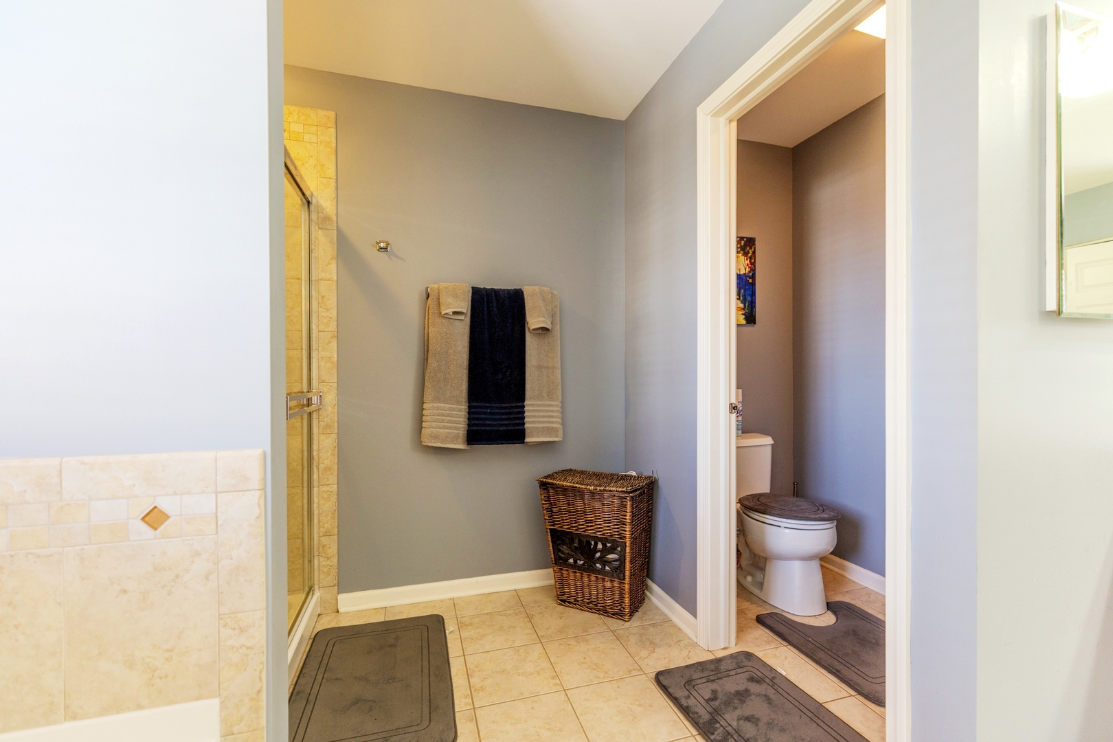 125 N Spruce Avenue, Wood Dale, IL 60191