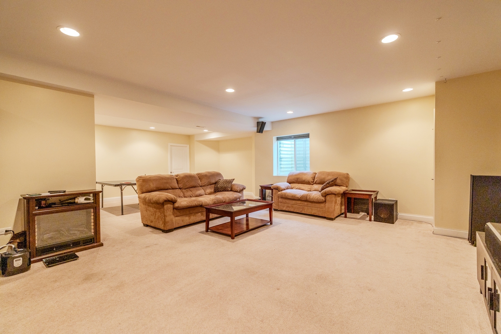 125 N Spruce Avenue, Wood Dale, IL 60191