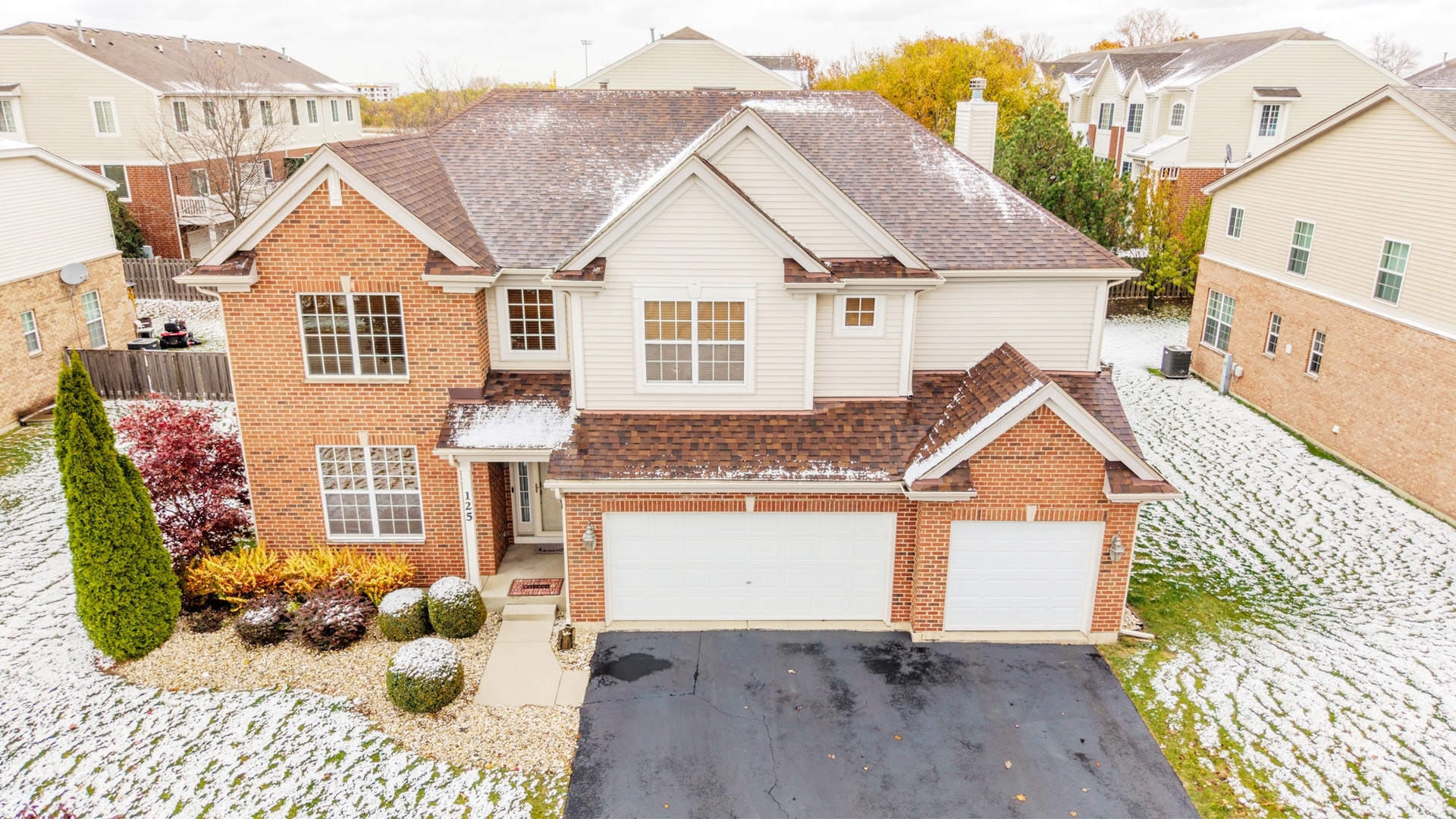 125 N Spruce Avenue, Wood Dale, IL 60191