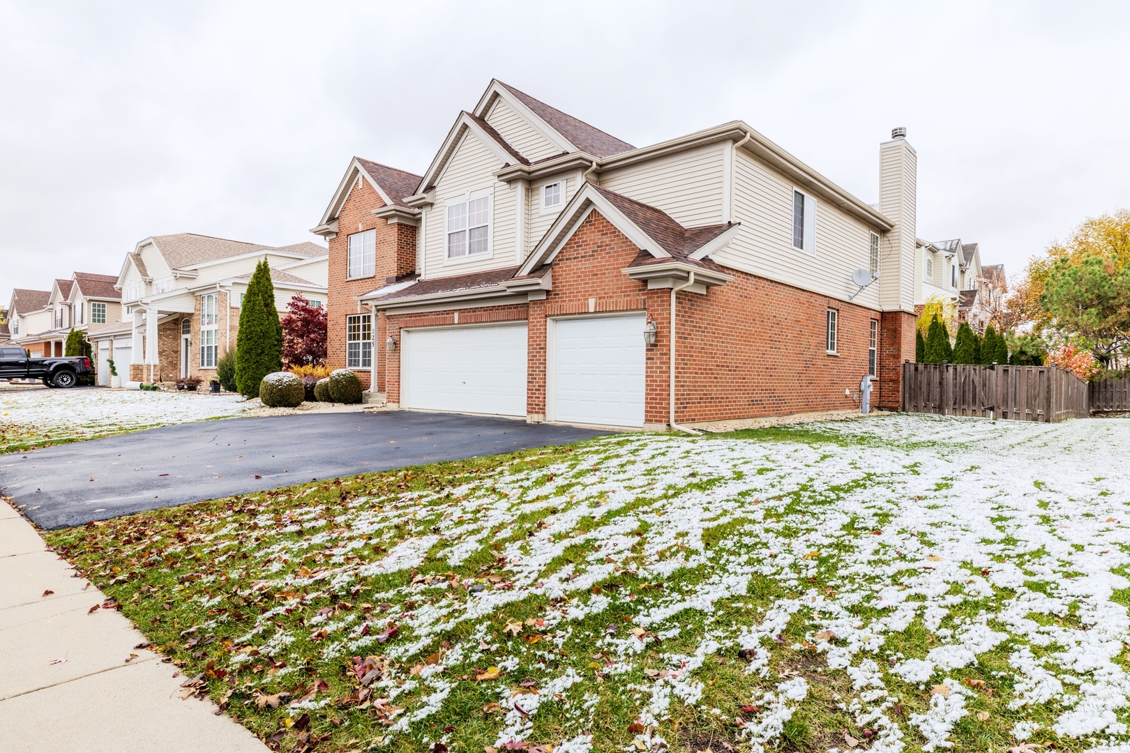 125 N Spruce Avenue, Wood Dale, IL 60191