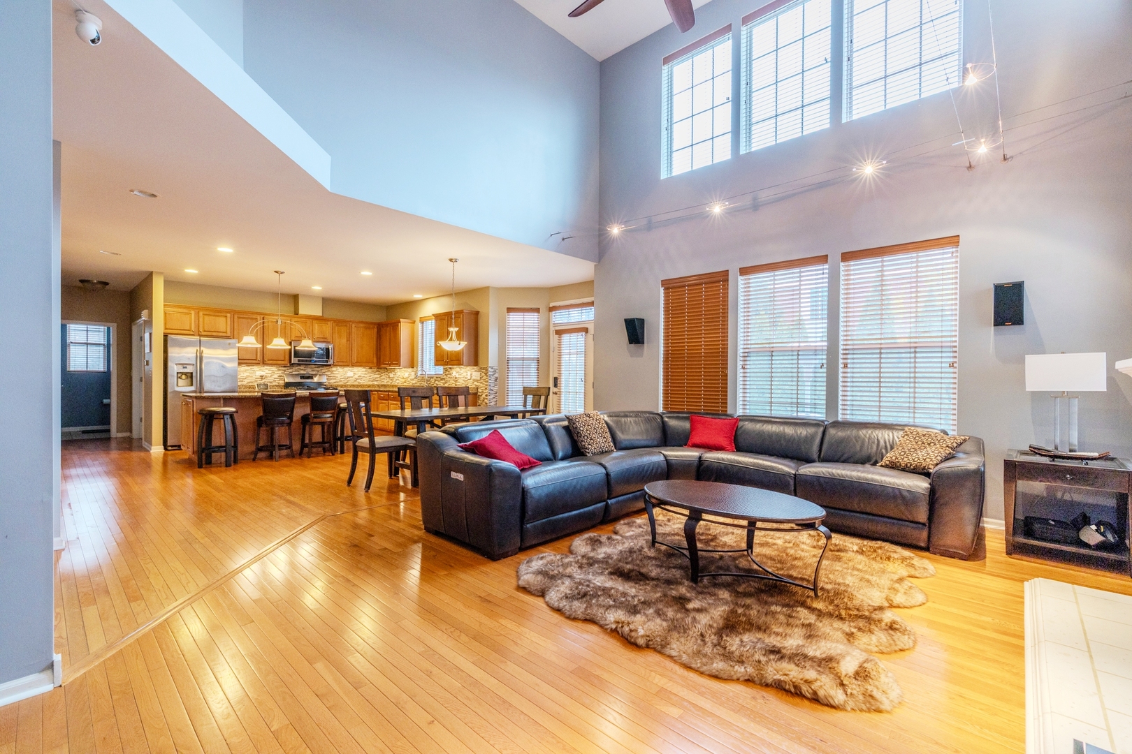 125 N Spruce Avenue, Wood Dale, IL 60191