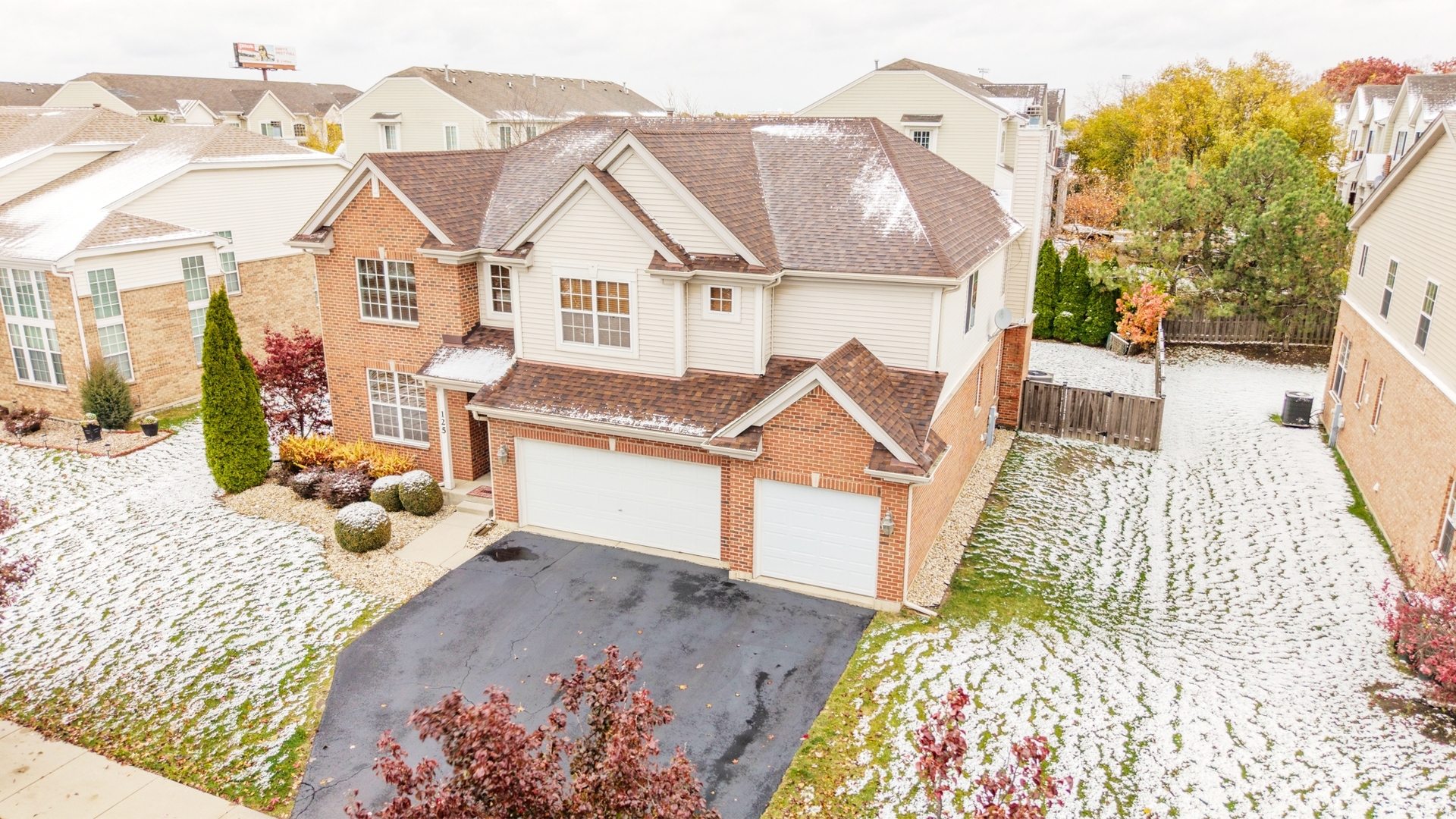 125 N Spruce Avenue, Wood Dale, IL 60191