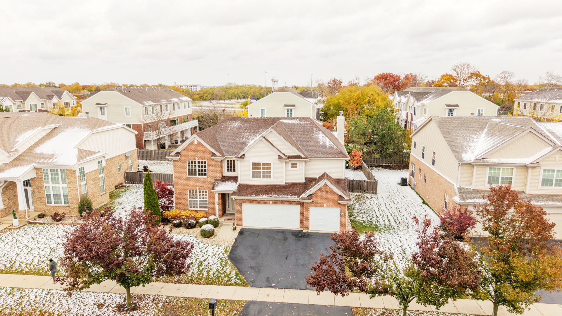 125 N Spruce Avenue, Wood Dale, IL 60191