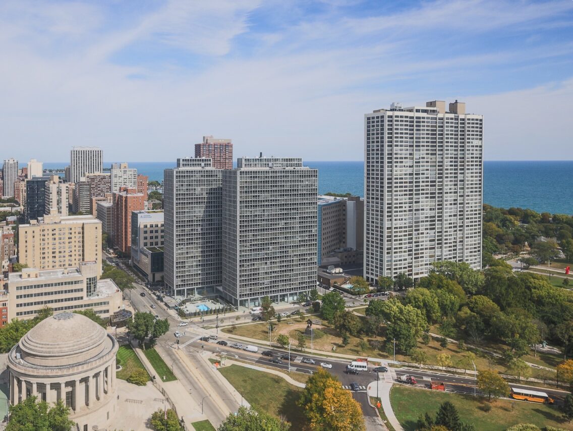 2650 N Lakeview Avenue #3101, Chicago, IL 60614