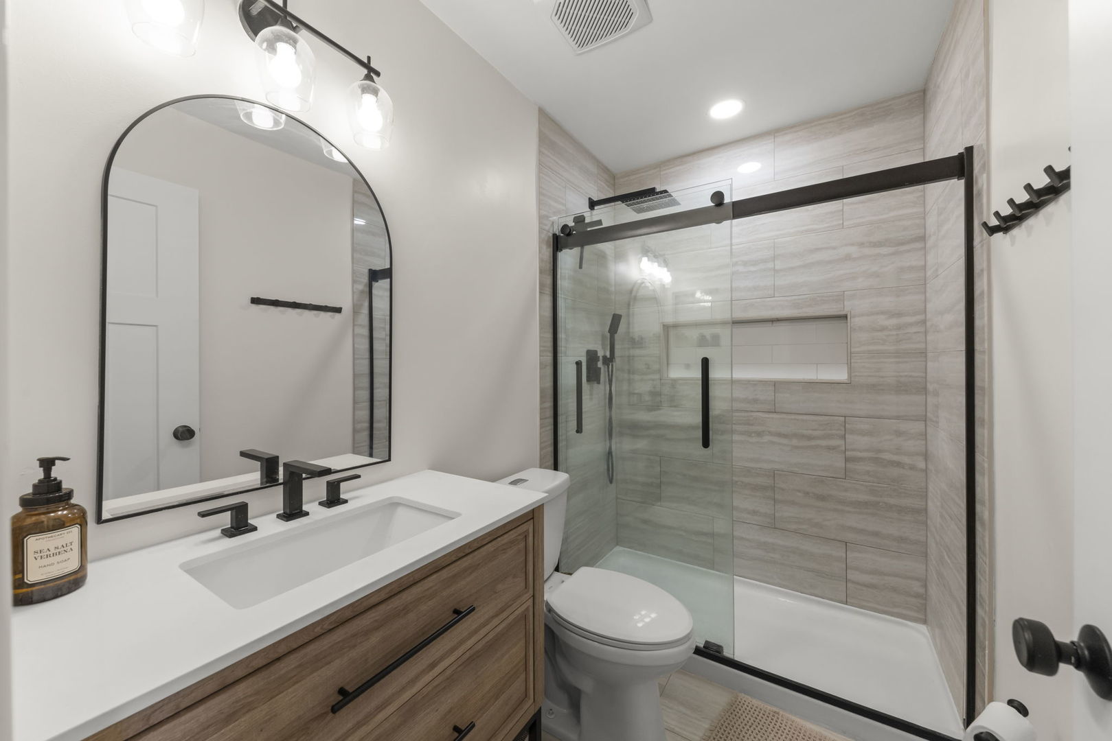 30W260 Holyoke Court, Warrenville, IL 60555