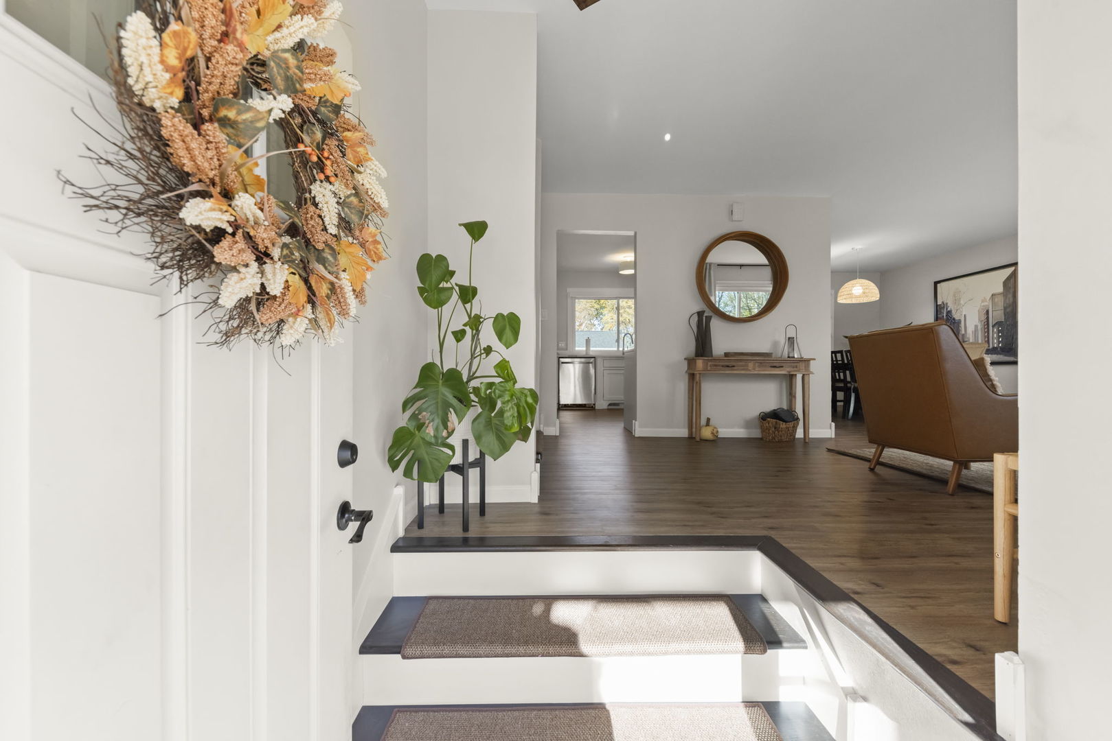 30W260 Holyoke Court, Warrenville, IL 60555