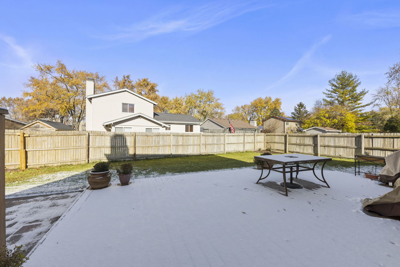 30W260 Holyoke Court, Warrenville, IL 60555