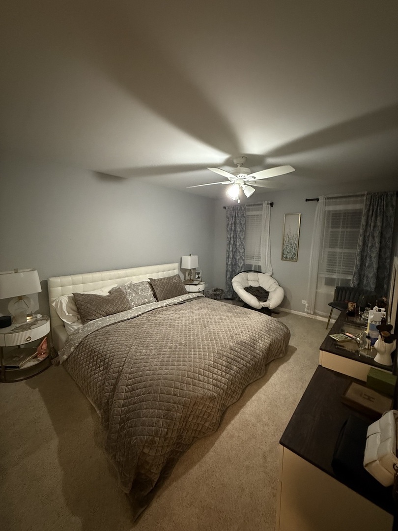 1063 Stillwater Road #1063, Elgin, IL 60120