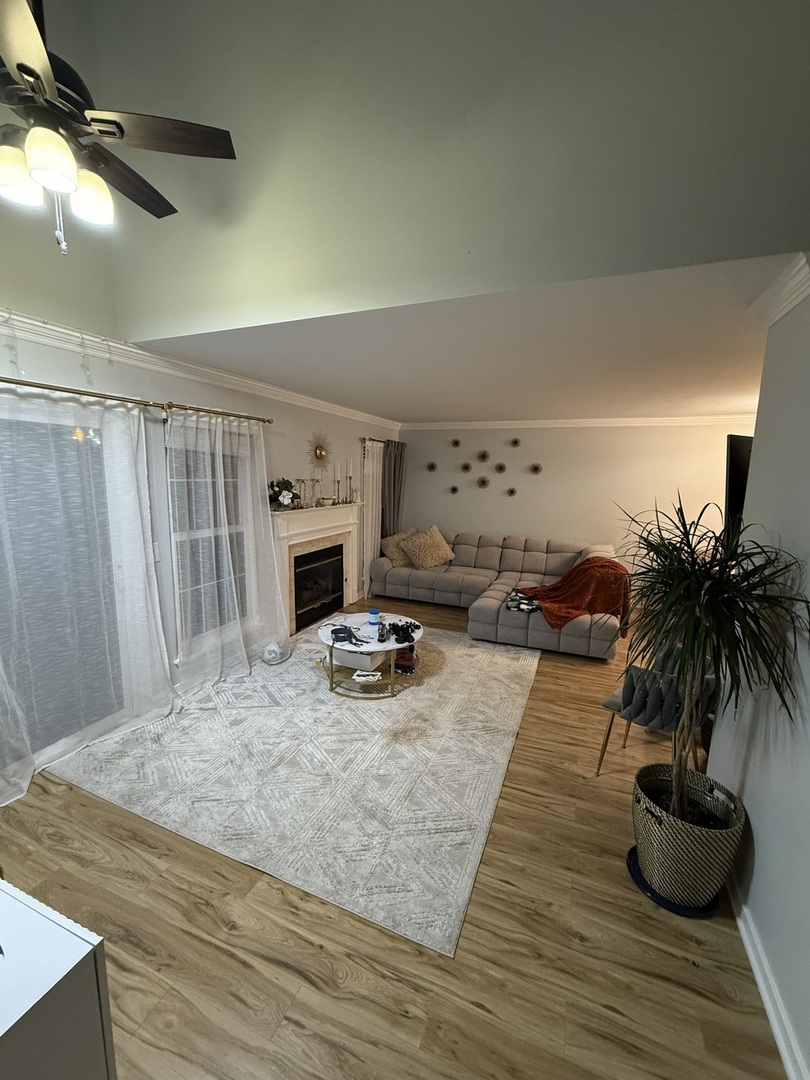 1063 Stillwater Road #1063, Elgin, IL 60120