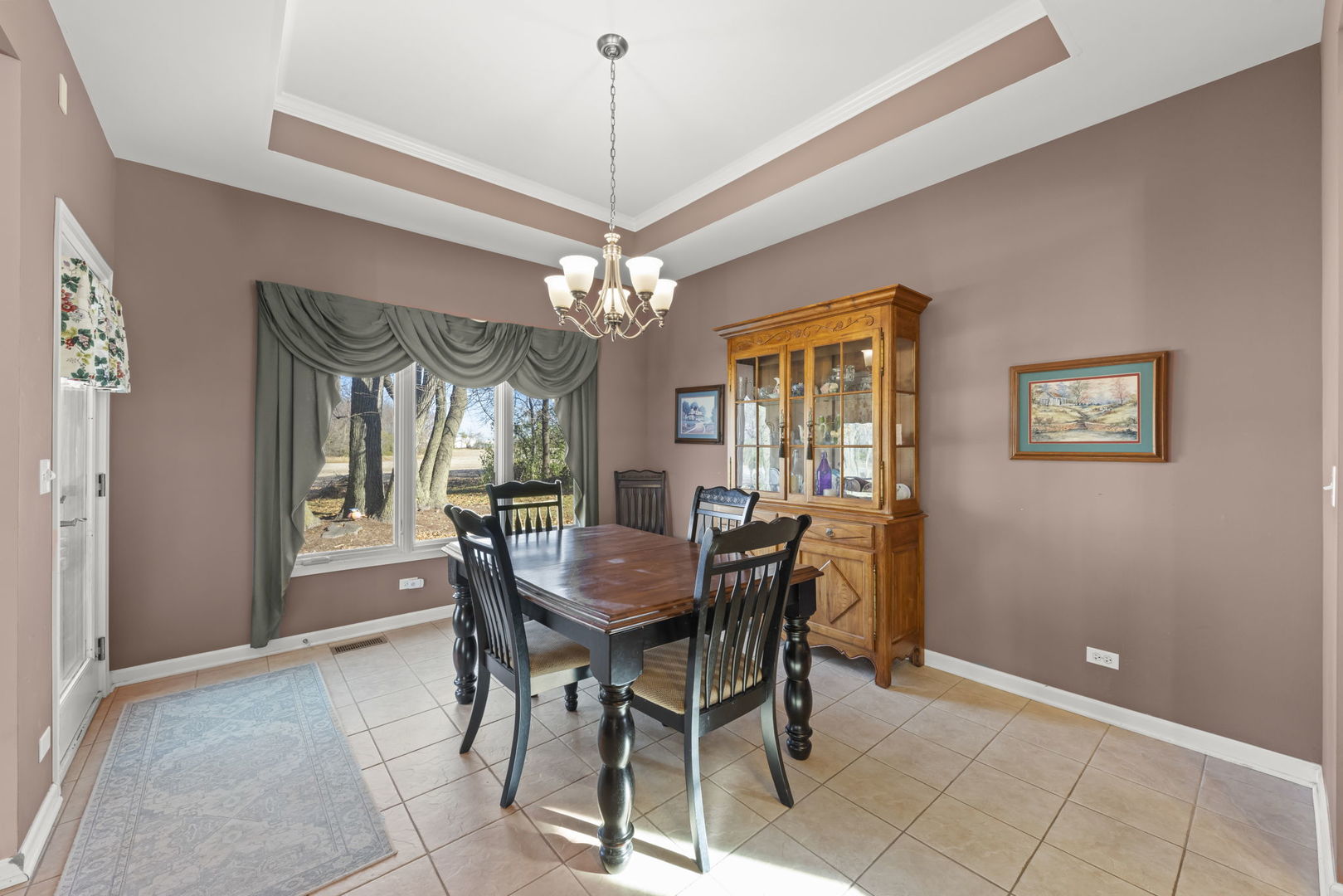 674 Friar Drive, Aurora, IL 60505