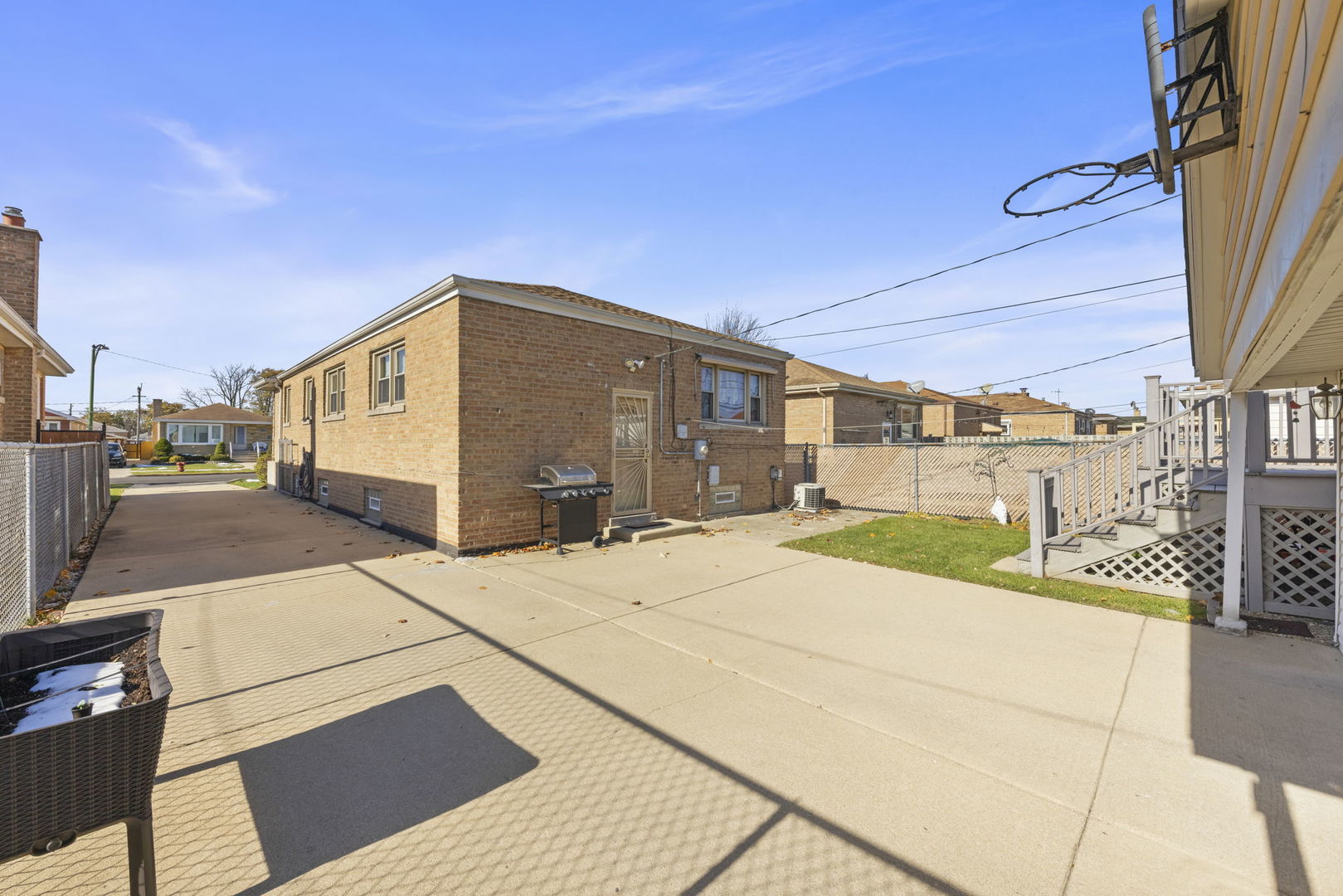 8625 S Kildare Avenue, Chicago, IL 60652