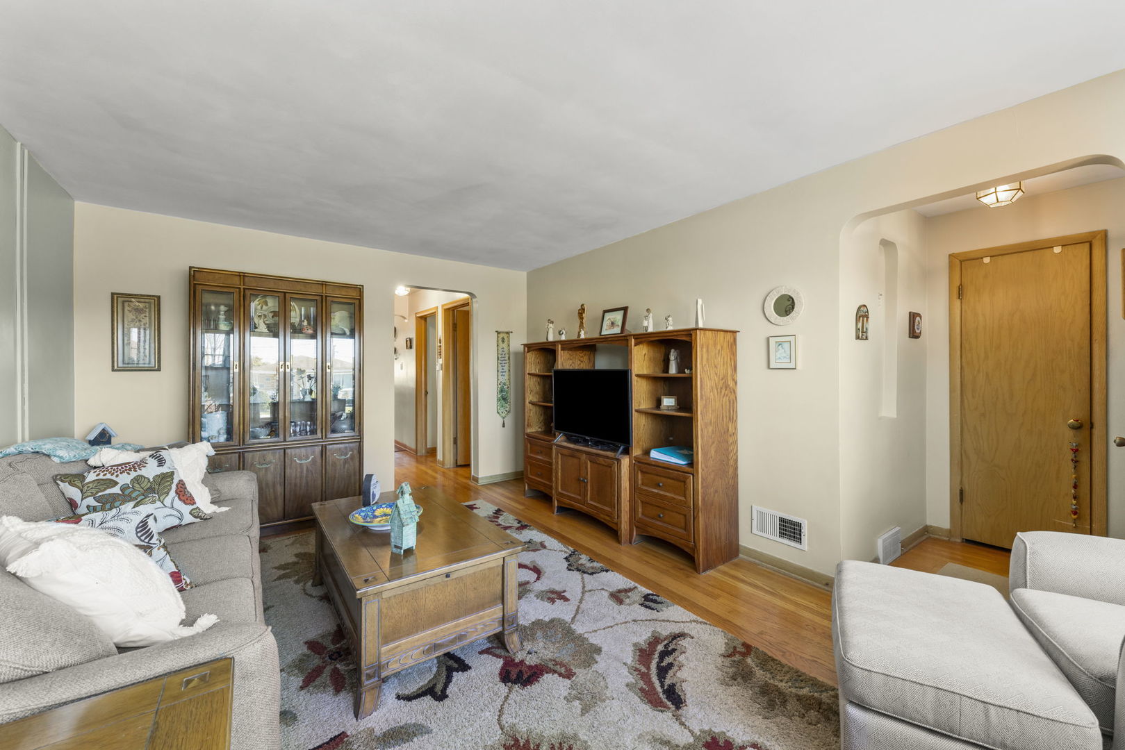 8625 S Kildare Avenue, Chicago, IL 60652