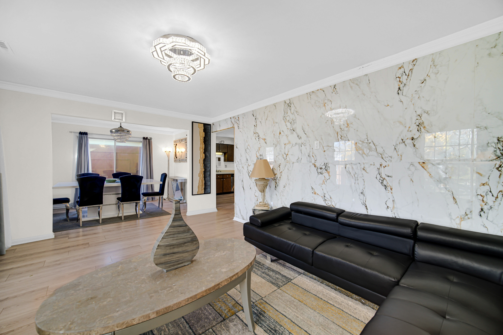 521 Coventry Lane #12, Crystal Lake, IL 60014