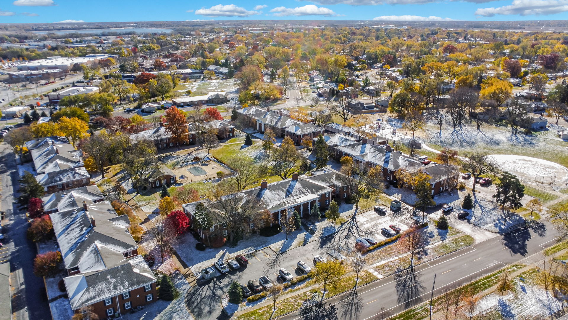 521 Coventry Lane #12, Crystal Lake, IL 60014