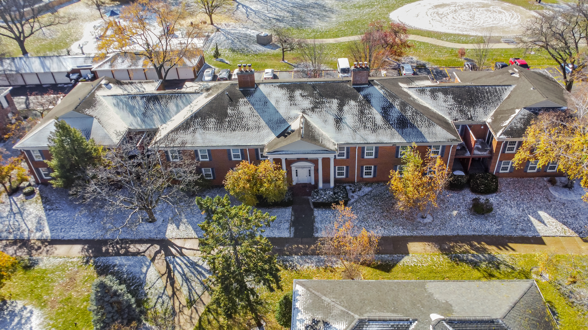 521 Coventry Lane #12, Crystal Lake, IL 60014