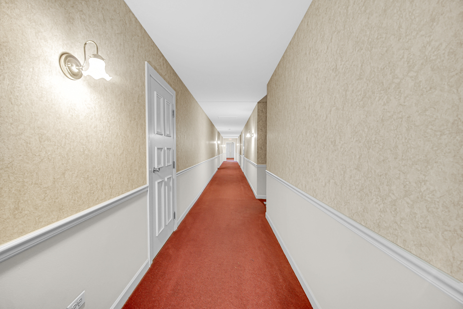 521 Coventry Lane #12, Crystal Lake, IL 60014