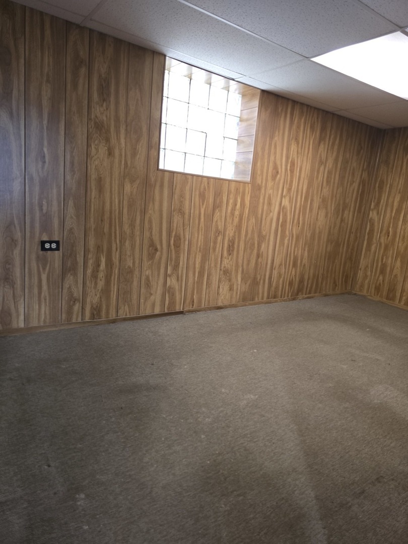 7554 S Saint Lawrence Avenue, Chicago, IL 60619