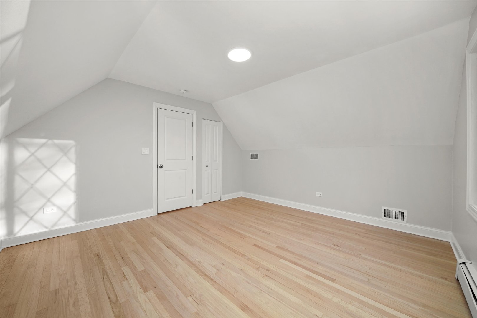 7925 William Drive, Willowbrook, IL 60527