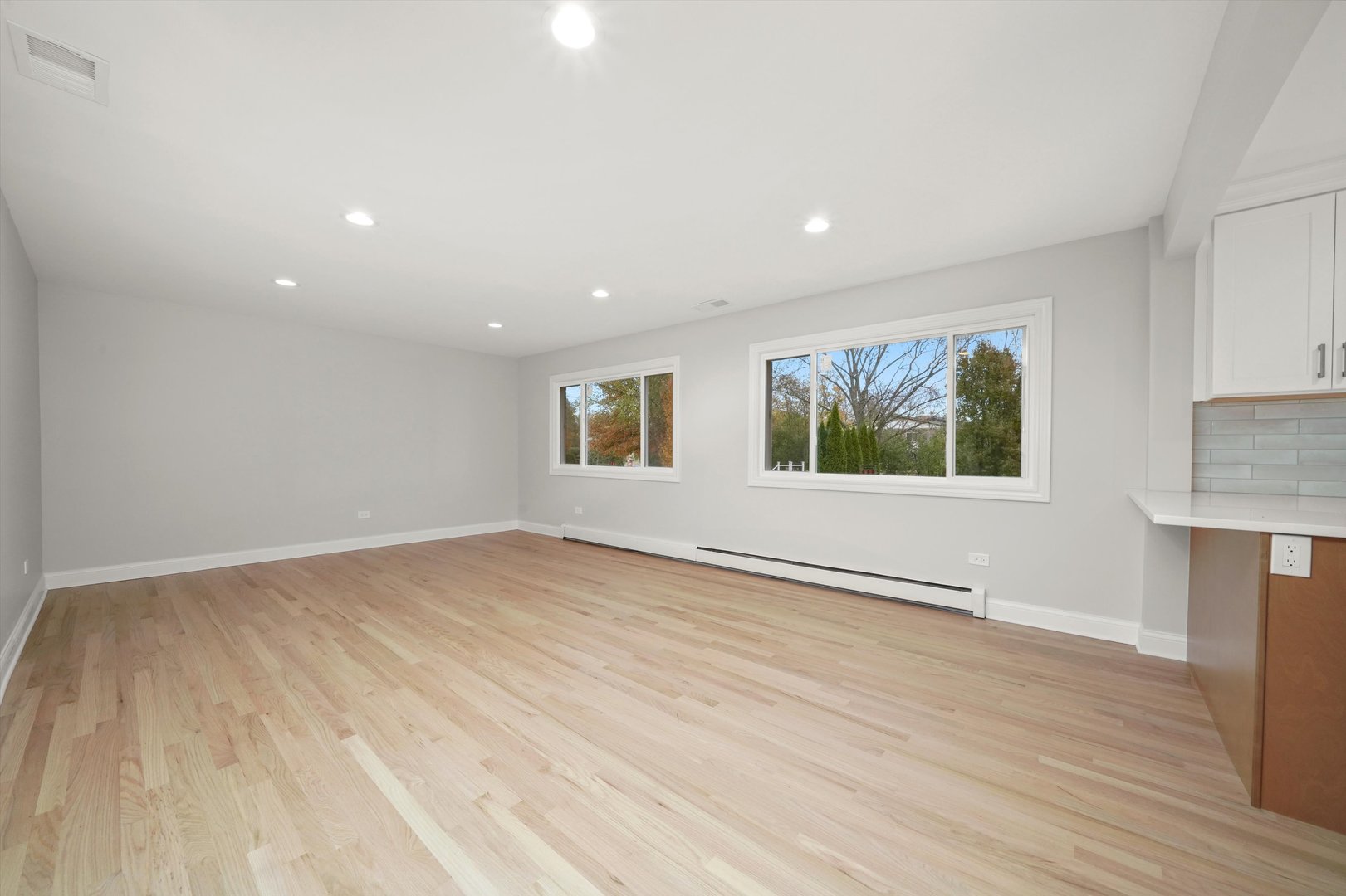 7925 William Drive, Willowbrook, IL 60527