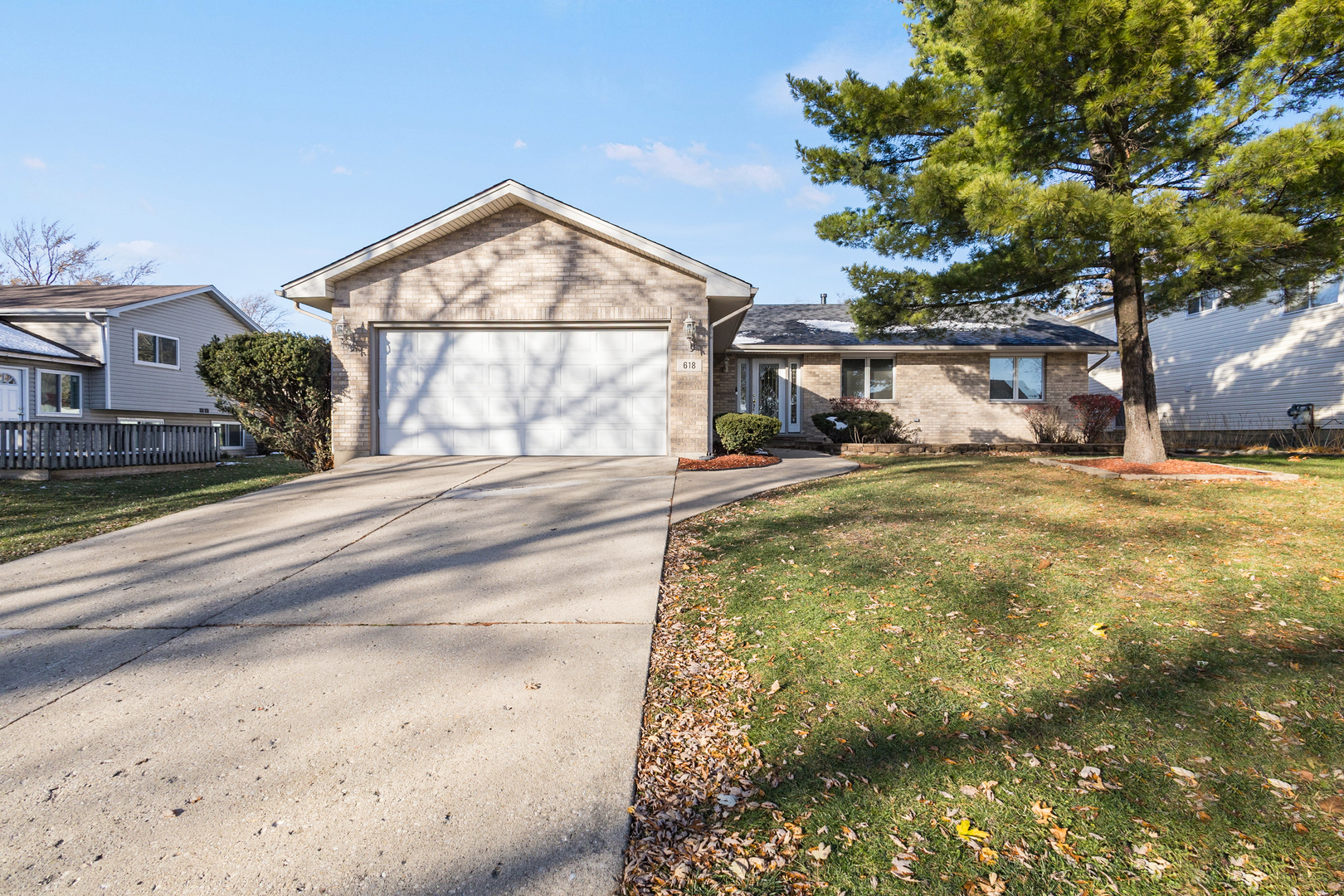 618 Old Forge Lane, University Park, IL 60484