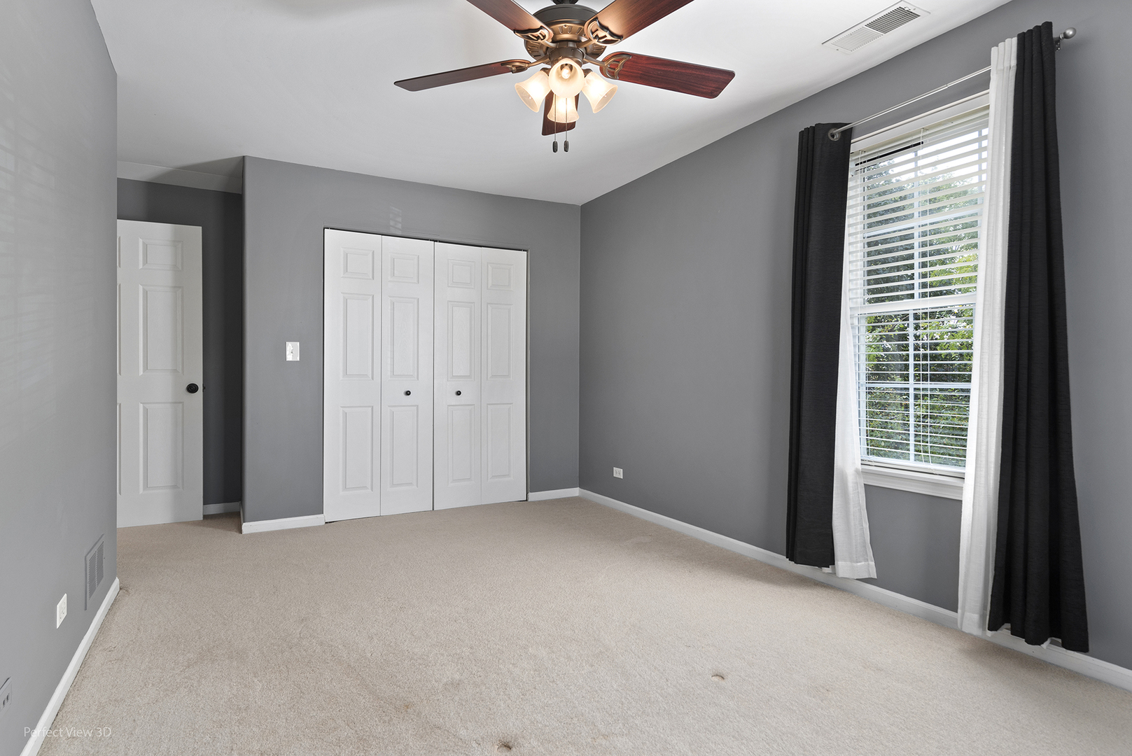 745 Dillon Court, Grayslake, IL 60030