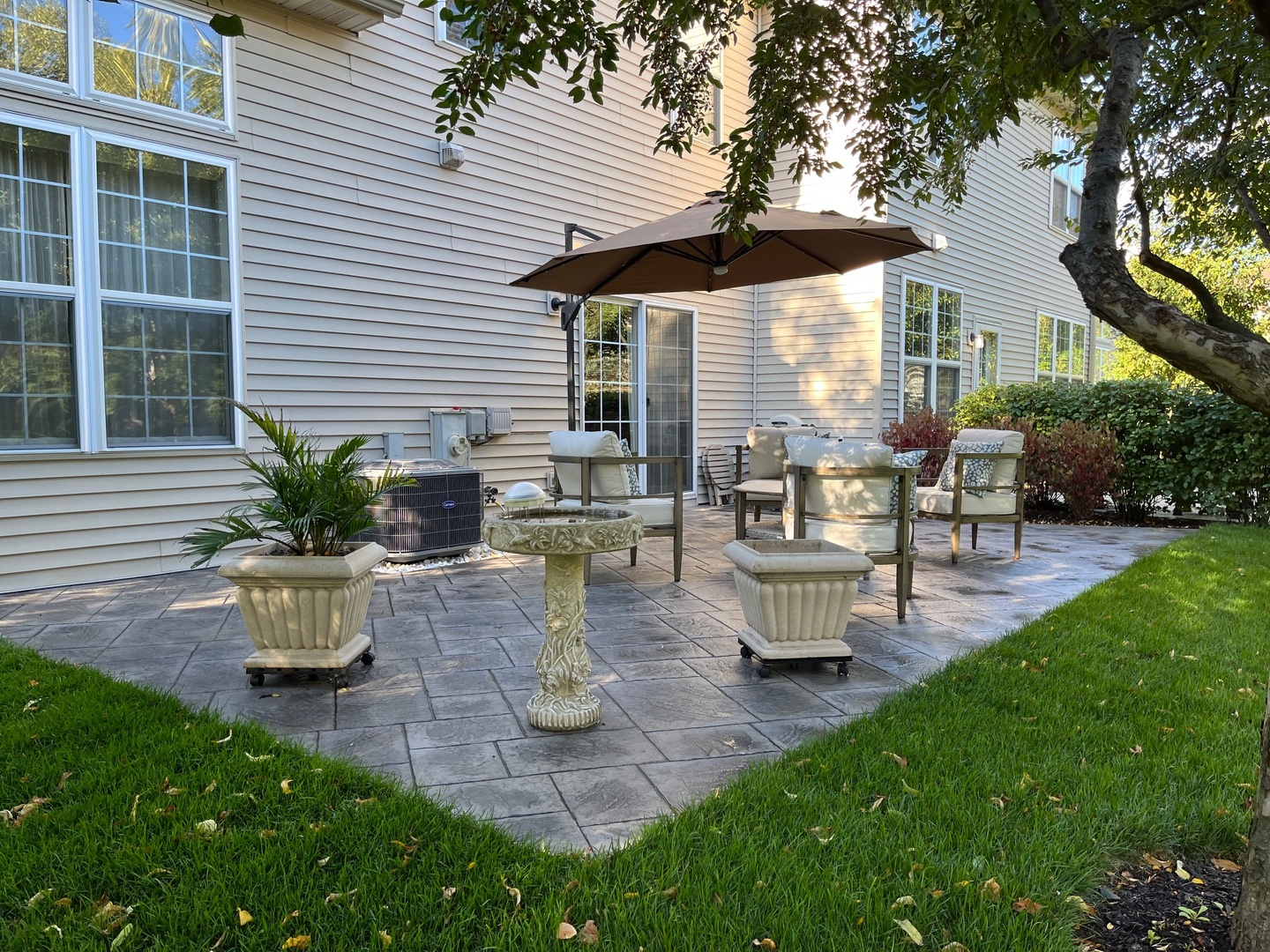 745 Dillon Court, Grayslake, IL 60030