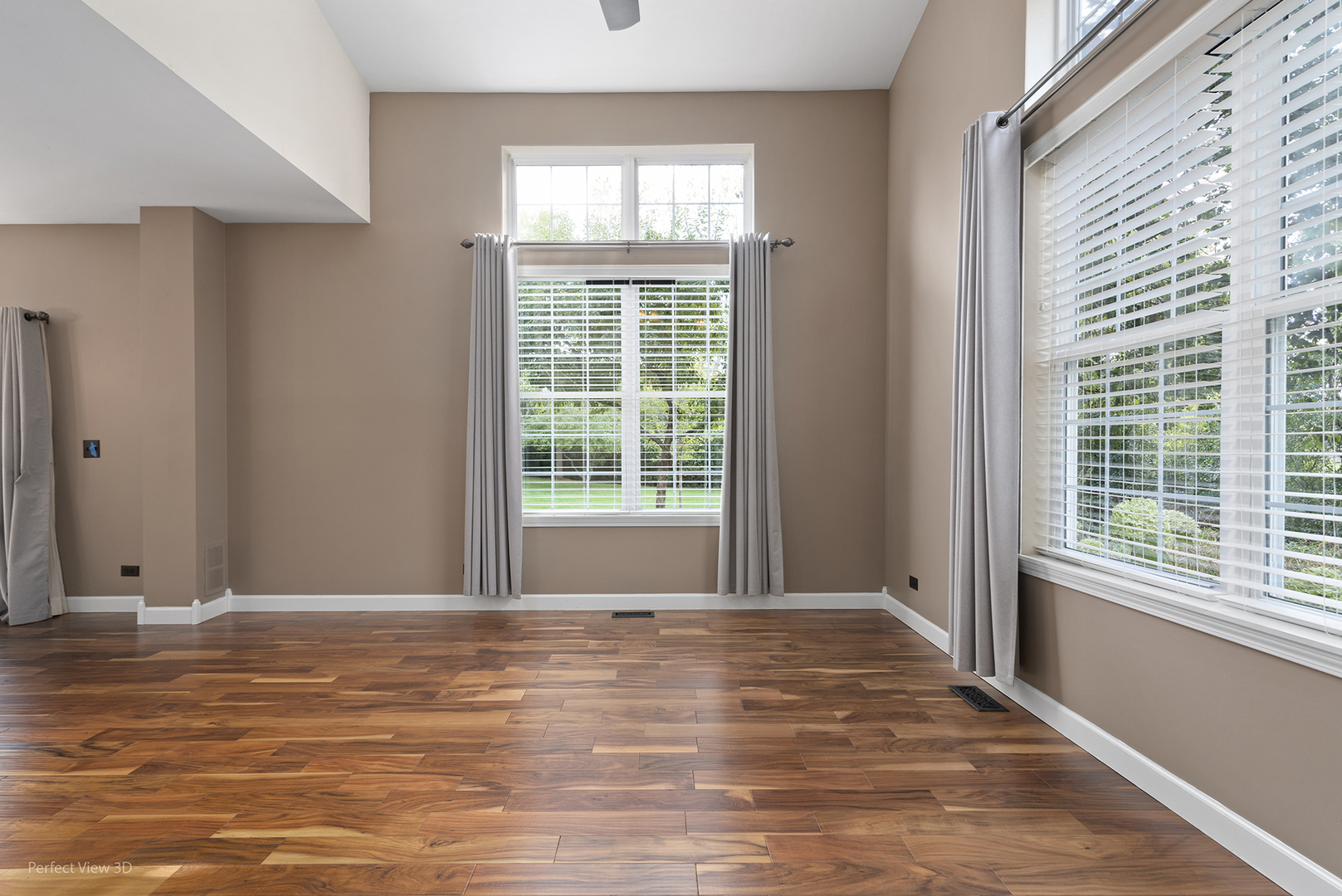 745 Dillon Court, Grayslake, IL 60030