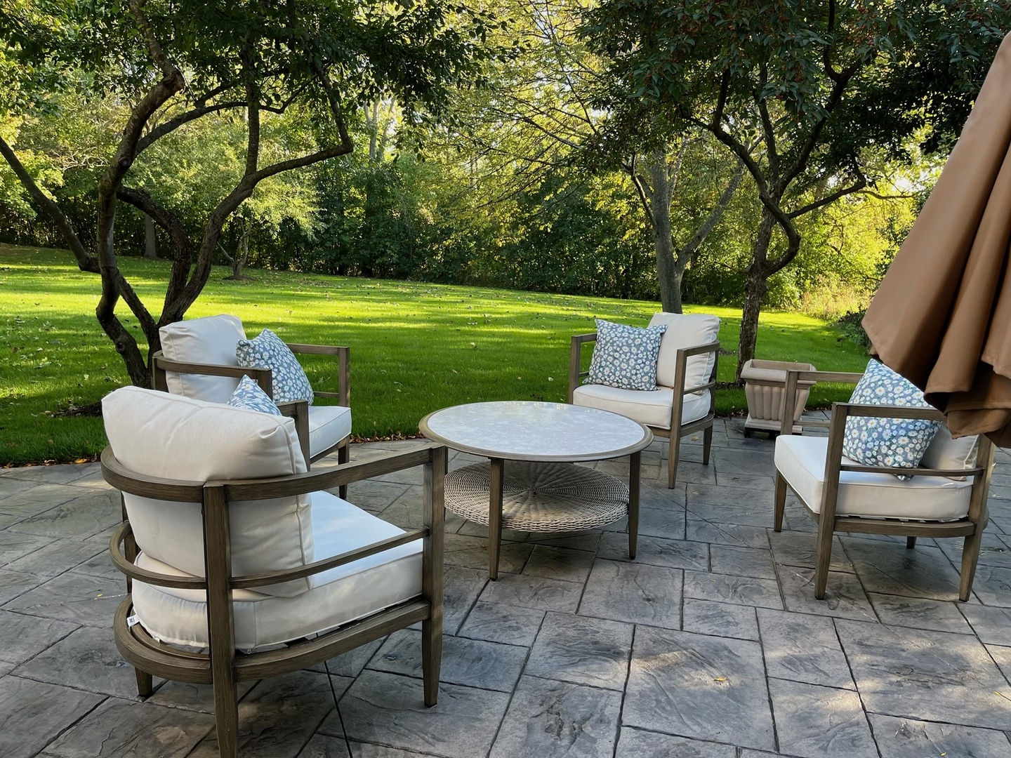 745 Dillon Court, Grayslake, IL 60030