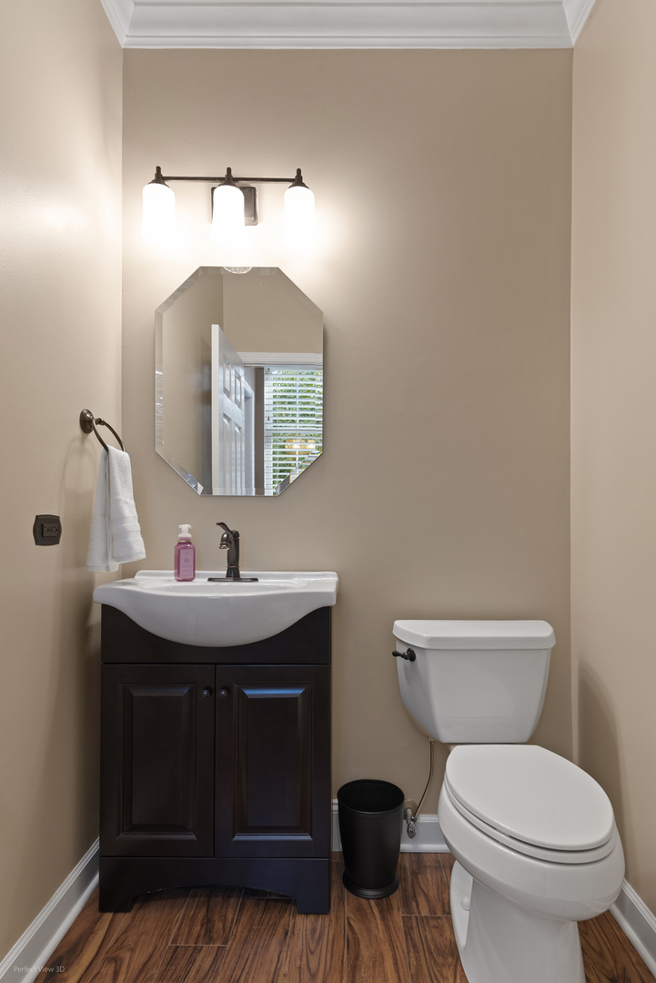 745 Dillon Court, Grayslake, IL 60030