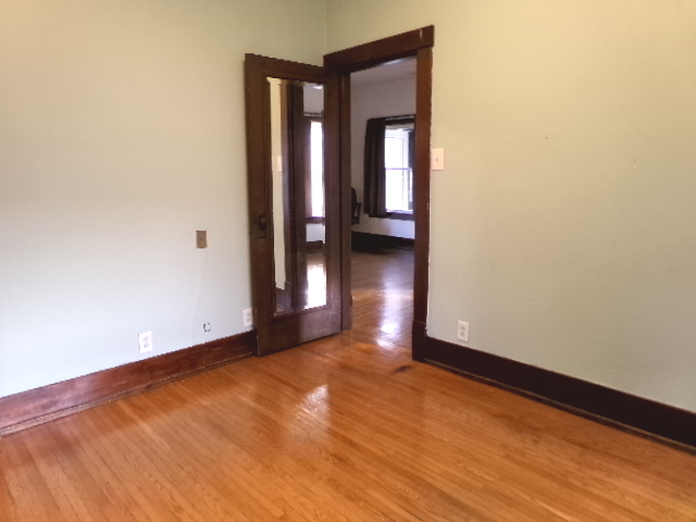 701 W South Street, Clinton, IL 61727